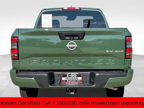 Used 2024 Nissan Frontier SV image 6