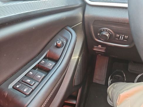 Used 2024 Jeep Grand Cherokee Altitude AWD/4WD image 22
