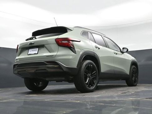 Used 2025 Chevrolet Trax ACTIV w/ Driver Confidence Package image 42