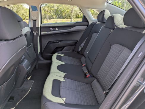 New 2026 Kia K5 LXS image 13