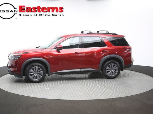 Used 2023 Nissan Pathfinder SV AWD/4WD image 56