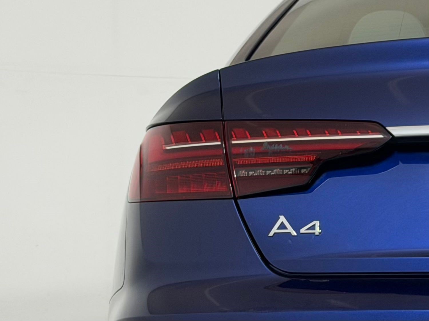 Used 2020 Audi A4 2.0T Premium w/ Convenience Package AWD/4WD image 29