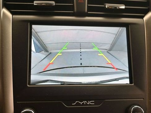 Certified 2020 Ford Fusion SE FWD image 24