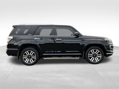 Used 2022 Toyota 4Runner Limited image 8