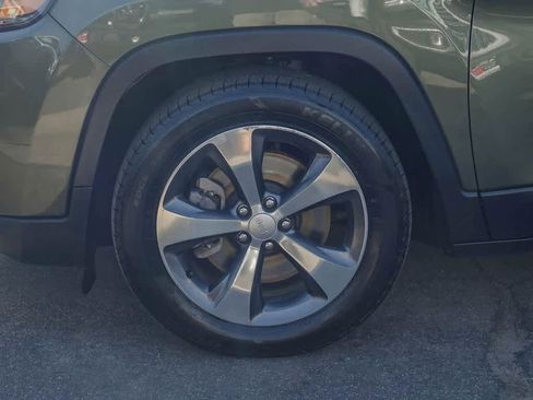 Certified 2020 Jeep Cherokee Limited image 10