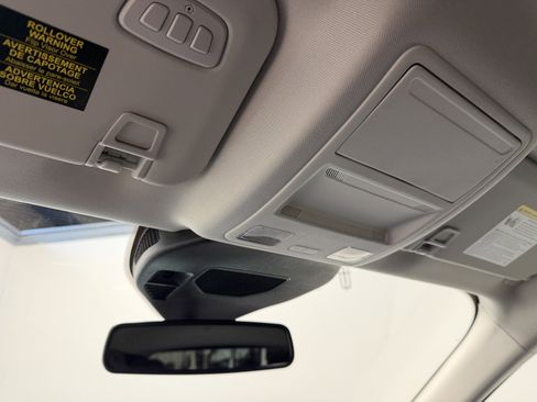 Used 2025 Ford Escape Platinum image 7