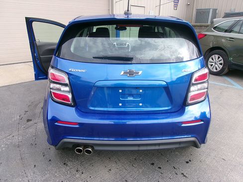 Used 2020 Chevrolet Sonic LT image 6