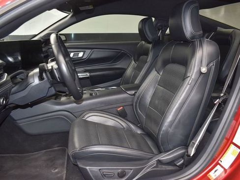Used 2024 Ford Mustang GT Premium image 9