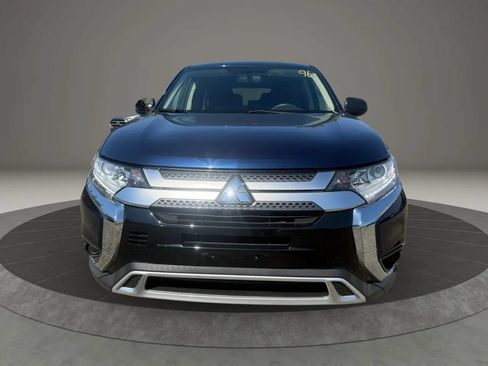 Used 2020 Mitsubishi Outlander ES AWD/4WD image 2