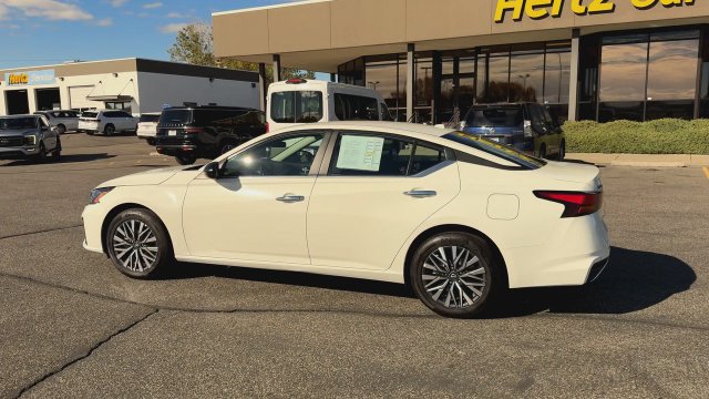 Used 2025 Nissan Altima 2.5 SV AWD/4WD image 6
