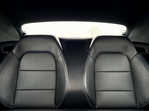 Used 2023 Ford Mustang Premium image 5
