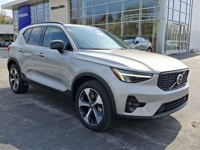 Certified 2024 Volvo XC40 B5 Plus