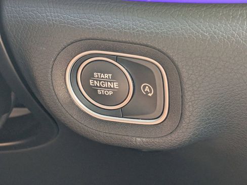 Certified 2023 Mercedes-Benz GLS 450 4MATIC image 41