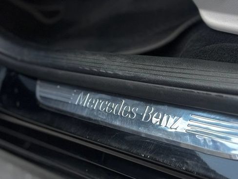 Used 2020 Mercedes-Benz E 350 4MATIC Sedan image 37