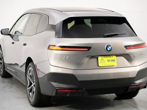 Used 2022 BMW iX xDrive50 w/ Premium Package image 54