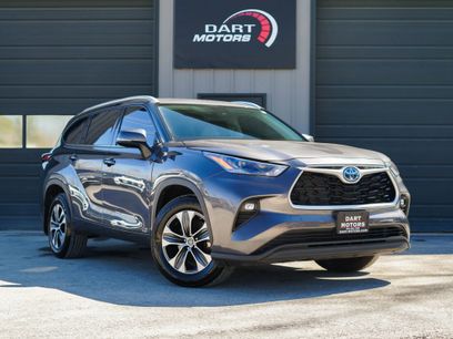 Used 2022 Toyota Highlander XLE