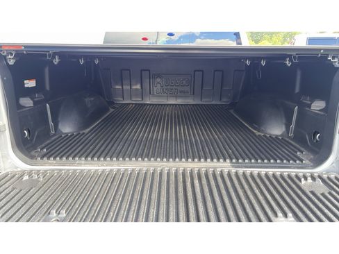 Used 2025 RAM 1500 Big Horn AWD/4WD image 7