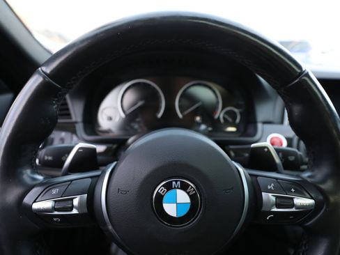 Used 2014 BMW 535i xDrive Sedan image 24