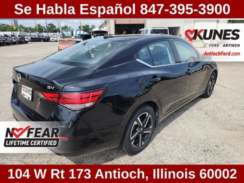 Used 2024 Nissan Sentra SV FWD image 14