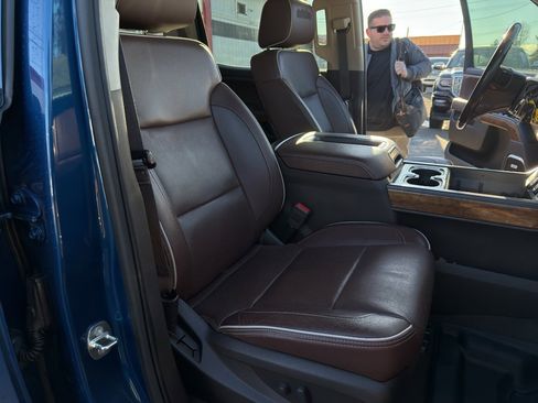 Used 2015 Chevrolet Silverado 1500 High Country w/ High Country Premium Package image 16