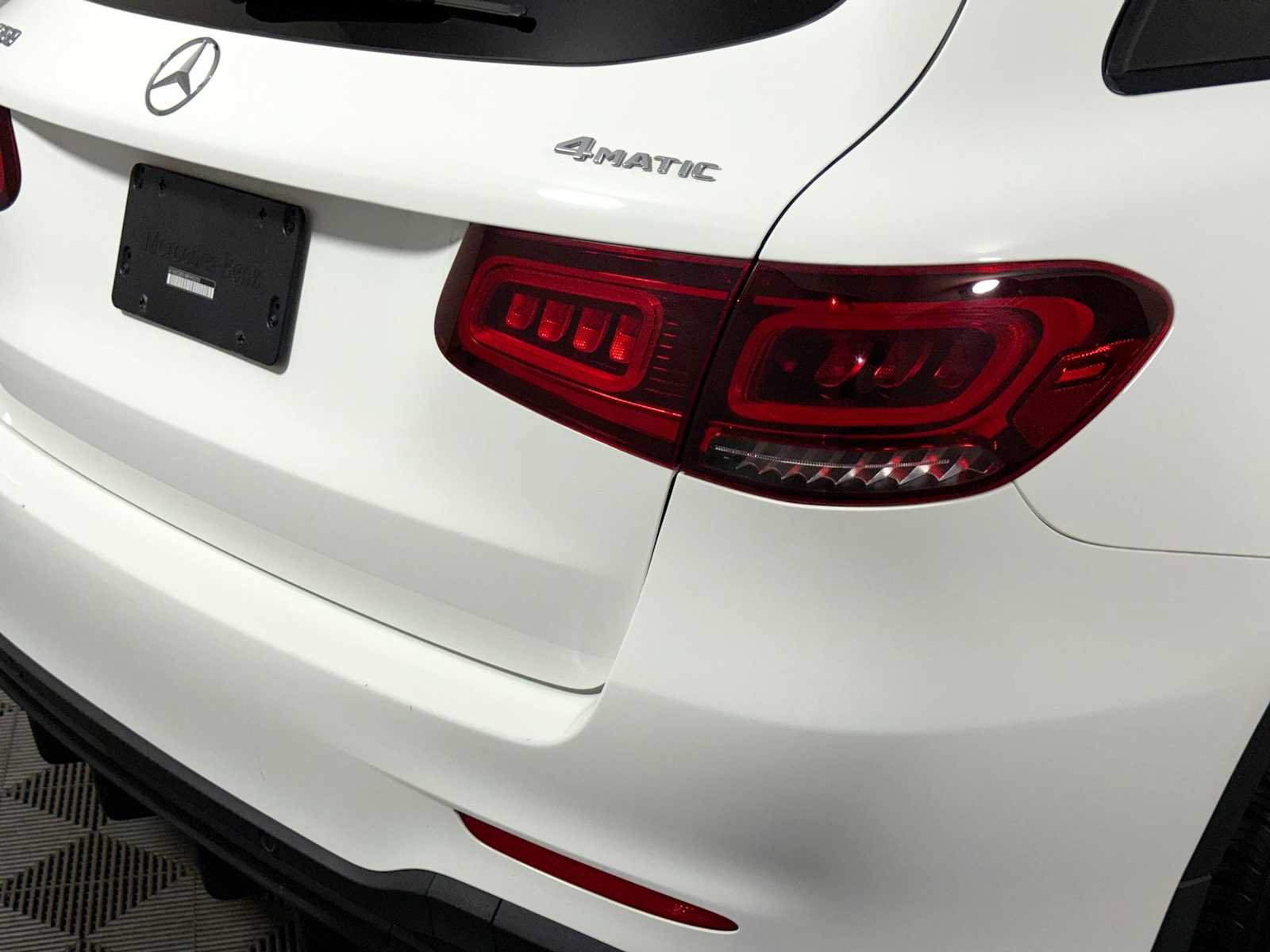 Used 2021 Mercedes-Benz GLC 300 4MATIC image 28