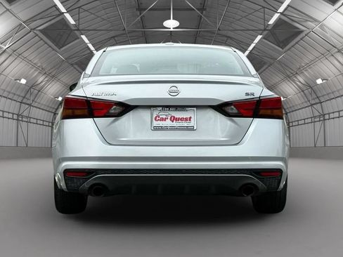 Used 2019 Nissan Altima 2.5 SR FWD image 6