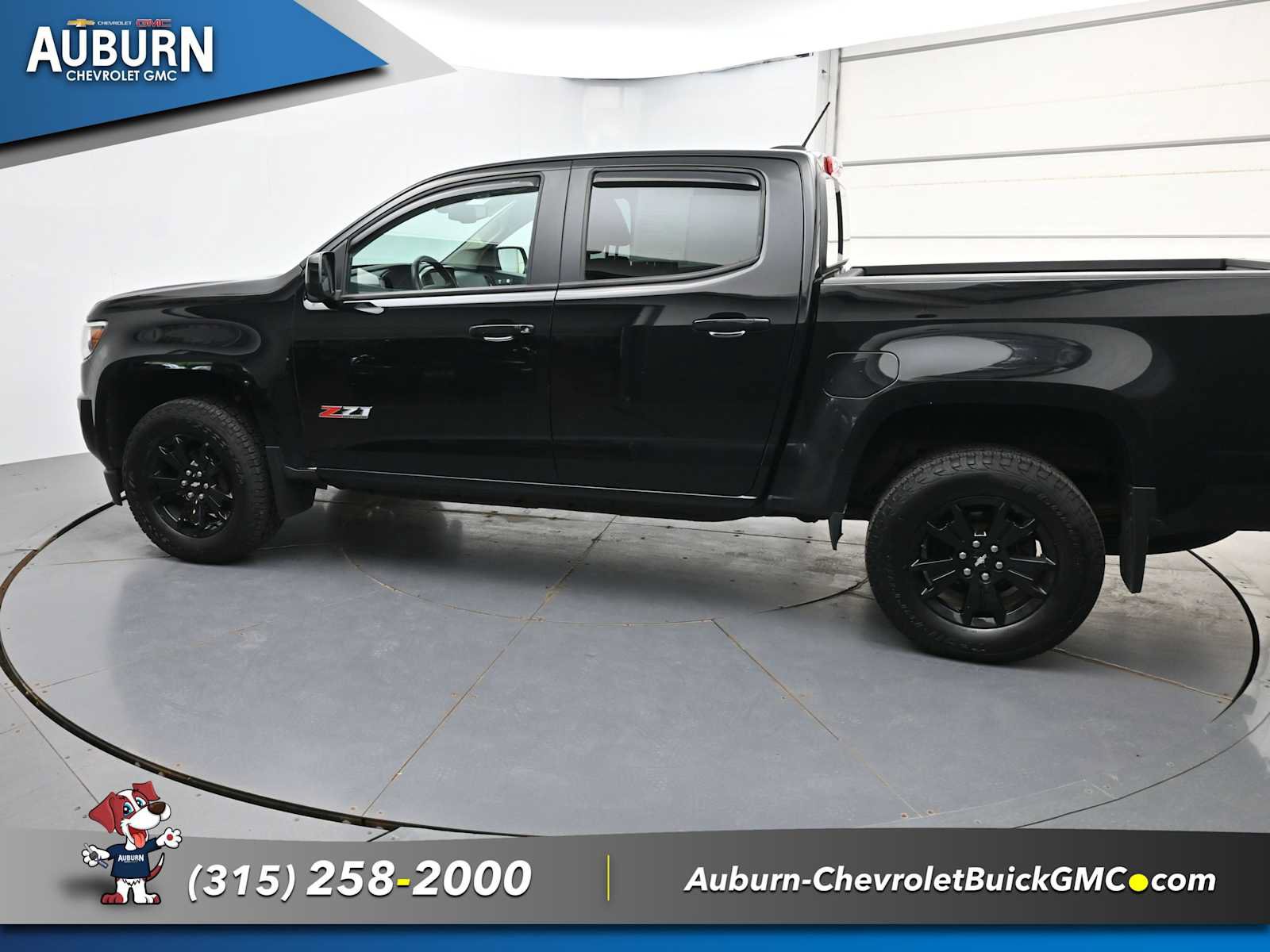 Used 2019 Chevrolet Colorado Z71 w/ Z71 Midnight Edition AWD/4WD image 17