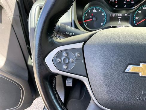 Used 2022 Chevrolet Colorado LT w/ Safety Package AWD/4WD image 18
