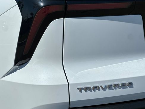 New 2026 Chevrolet Traverse LT FWD image 28