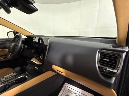 Used 2025 Lexus NX 350 AWD w/ Premium Package image 33