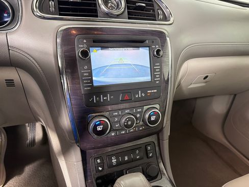 Used 2017 Buick Enclave Premium FWD image 14