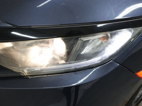 Used 2020 Honda Civic LX image 27