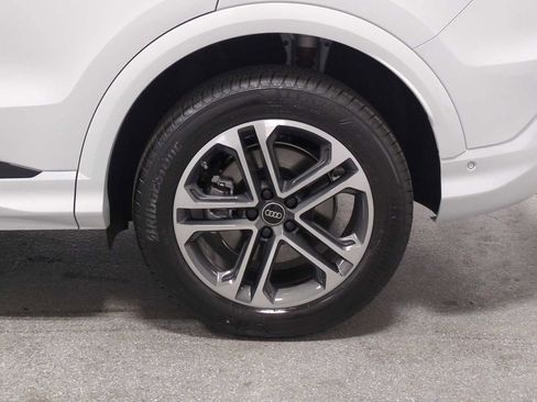 New 2025 Audi Q5 Premium image 7