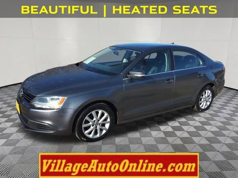 Used 2013 Volkswagen Jetta SE image 1
