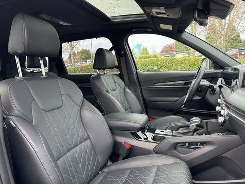 Used 2025 Kia Telluride EX X-Line image 25
