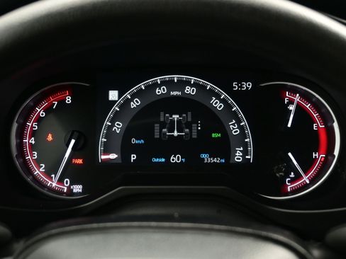 Used 2025 Toyota RAV4 XLE AWD/4WD image 24