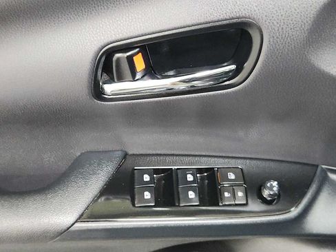Certified 2018 Toyota Prius Three FWD image 15