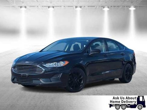 Used 2020 Ford Fusion SE FWD image 1