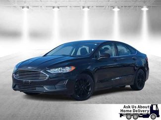 Used 2020 Ford Fusion SE FWD video 1