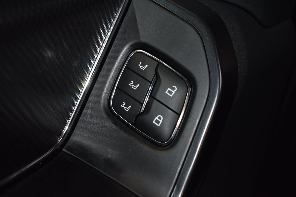 Used 2024 Ford F150 Raptor AWD/4WD image 5