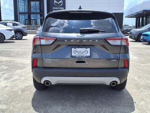 Used 2020 Ford Escape Titanium FWD image 7