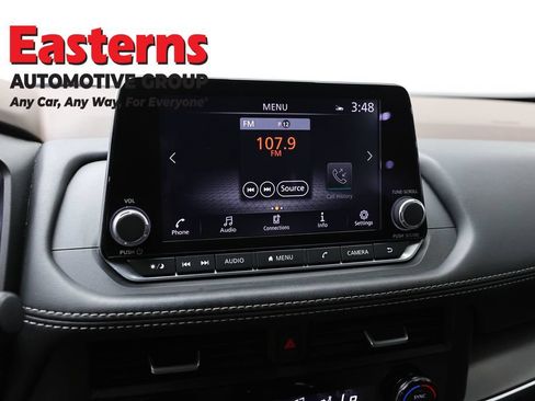 Used 2023 Nissan Rogue SV AWD/4WD image 18
