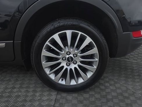 Used 2017 Lincoln MKC Reserve image 36