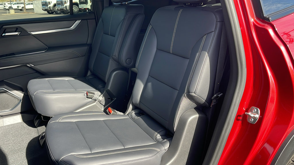 New 2027 GMC Acadia Elevation w/ Black Edition FWD image 15