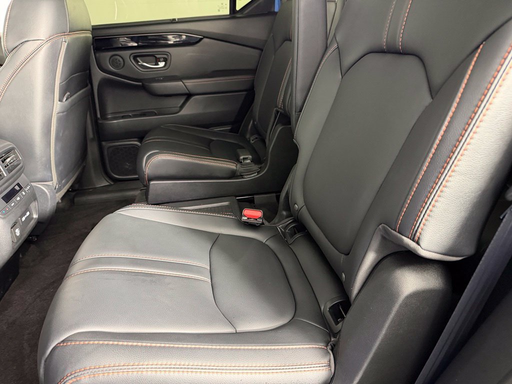 Used 2023 Honda Pilot TrailSport image 17
