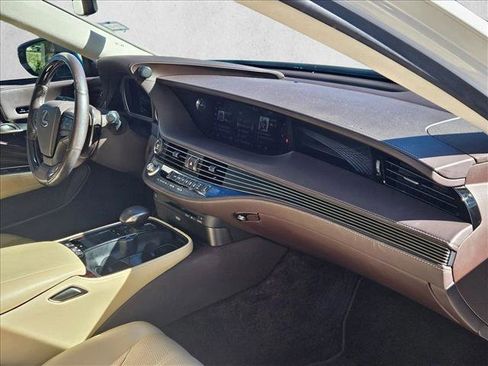 Used 2019 Lexus LS 500 image 17