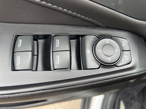 Used 2023 Chevrolet Traverse LT w/ Midnight/Sport Edition image 52