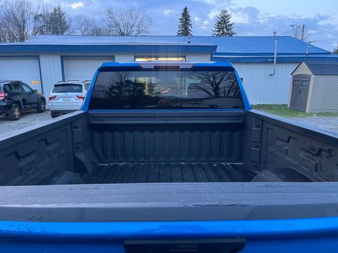 Used 2023 Chevrolet Silverado 1500 Custom image 10