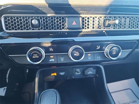 Used 2023 Honda Civic Sport image 25