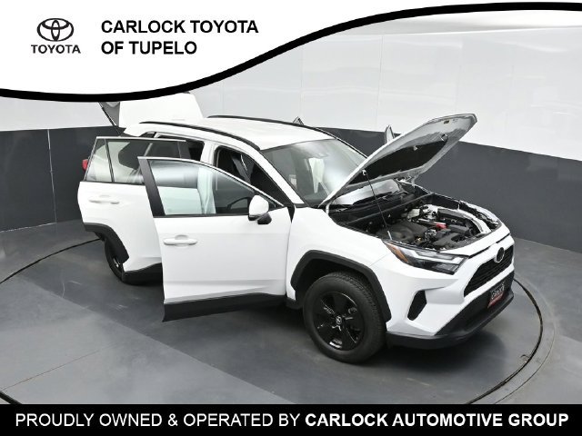 Used 2024 Toyota RAV4 XLE FWD image 52
